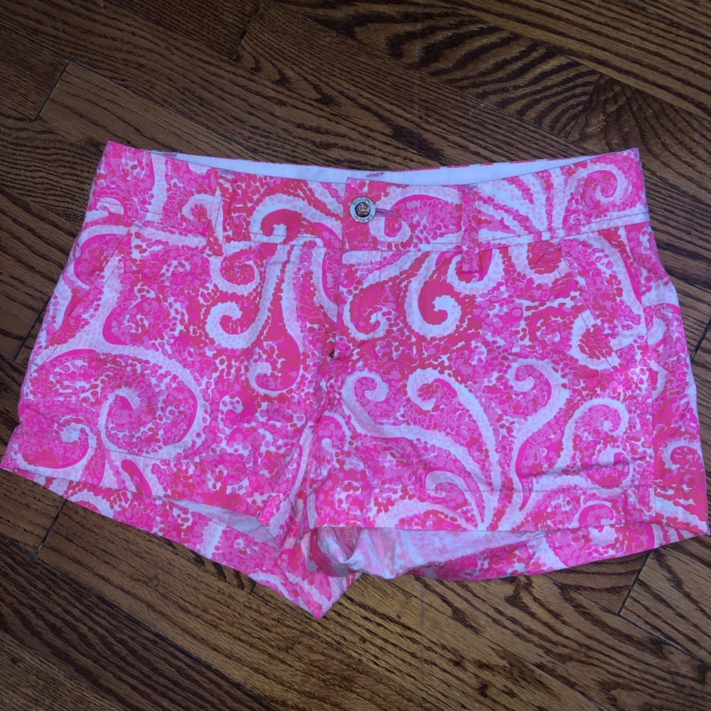 Lilly walsh shorts